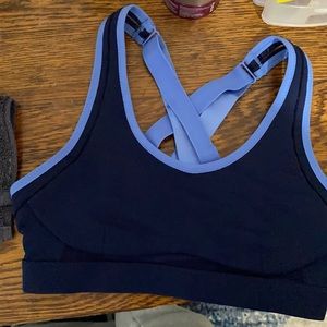 Fabletics sports bra